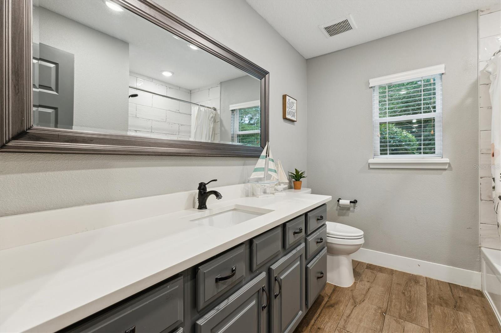 Image 34 of 50 For 1795 Markham Glen Circle