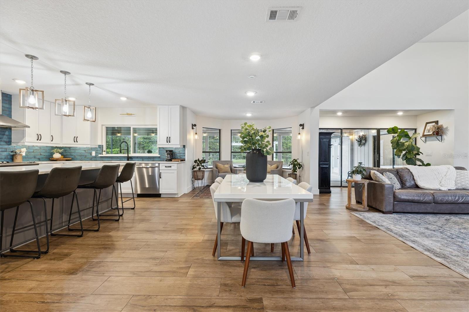Image 4 of 50 For 1795 Markham Glen Circle