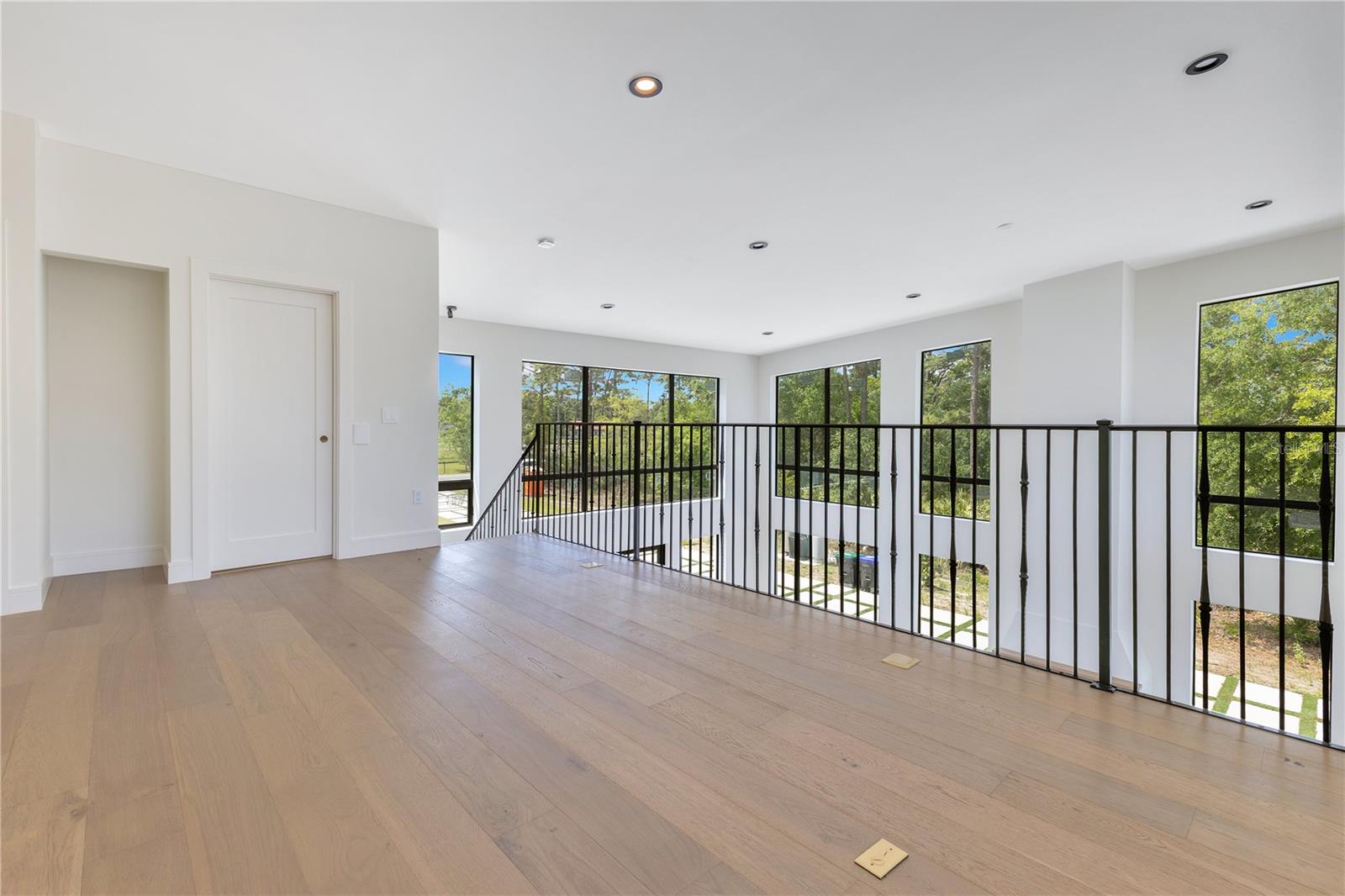 Image 23 of 41 For 19925 Quinella Street