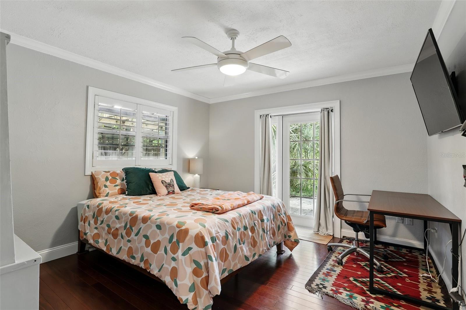Image 22 of 33 For 509 Altaloma Avenue