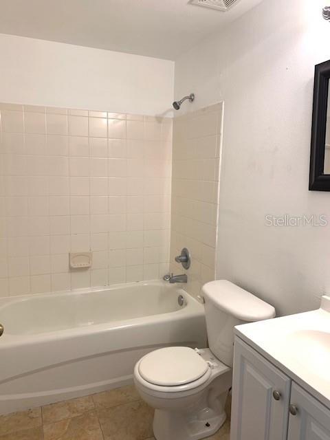 Image 4 of 11 For 10873 Windsor Walk Drive 4202