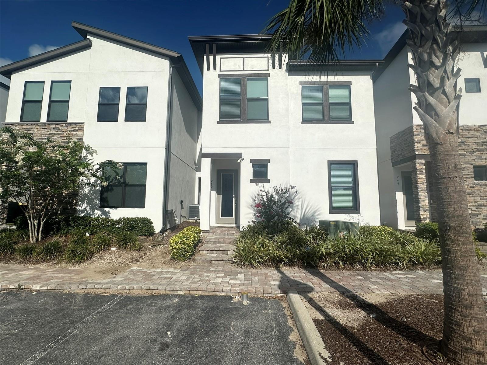 Details for 240 Villa Domani Circle, DAVENPORT, FL 33896