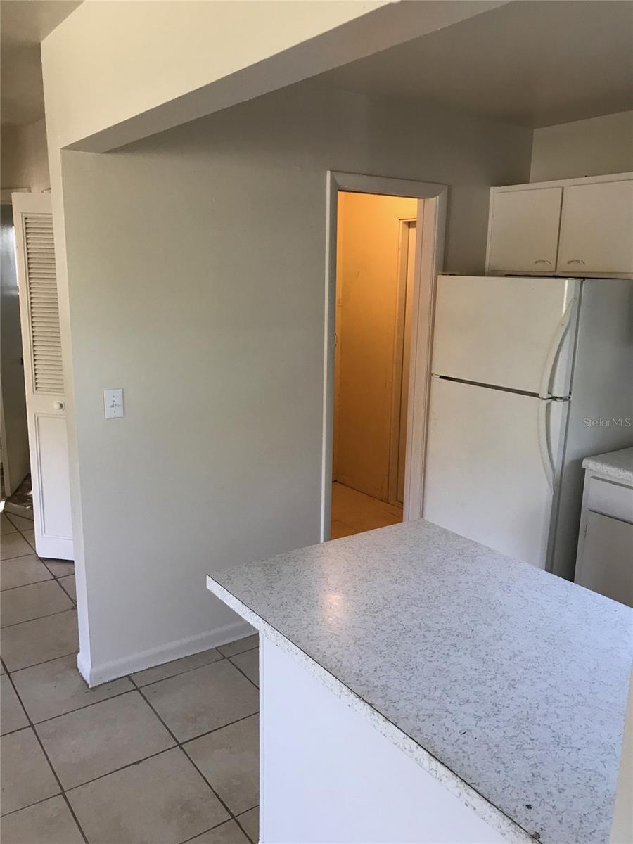 Image 6 of 11 For 1300 Fountainhead Drive