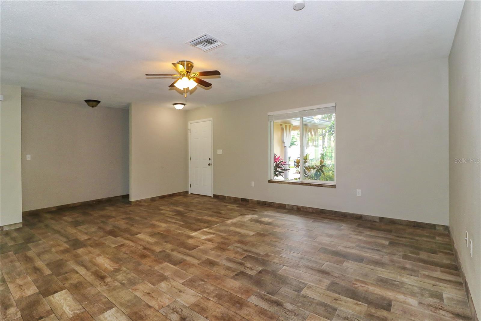 Image 3 of 16 For 4835 Toni Avenue