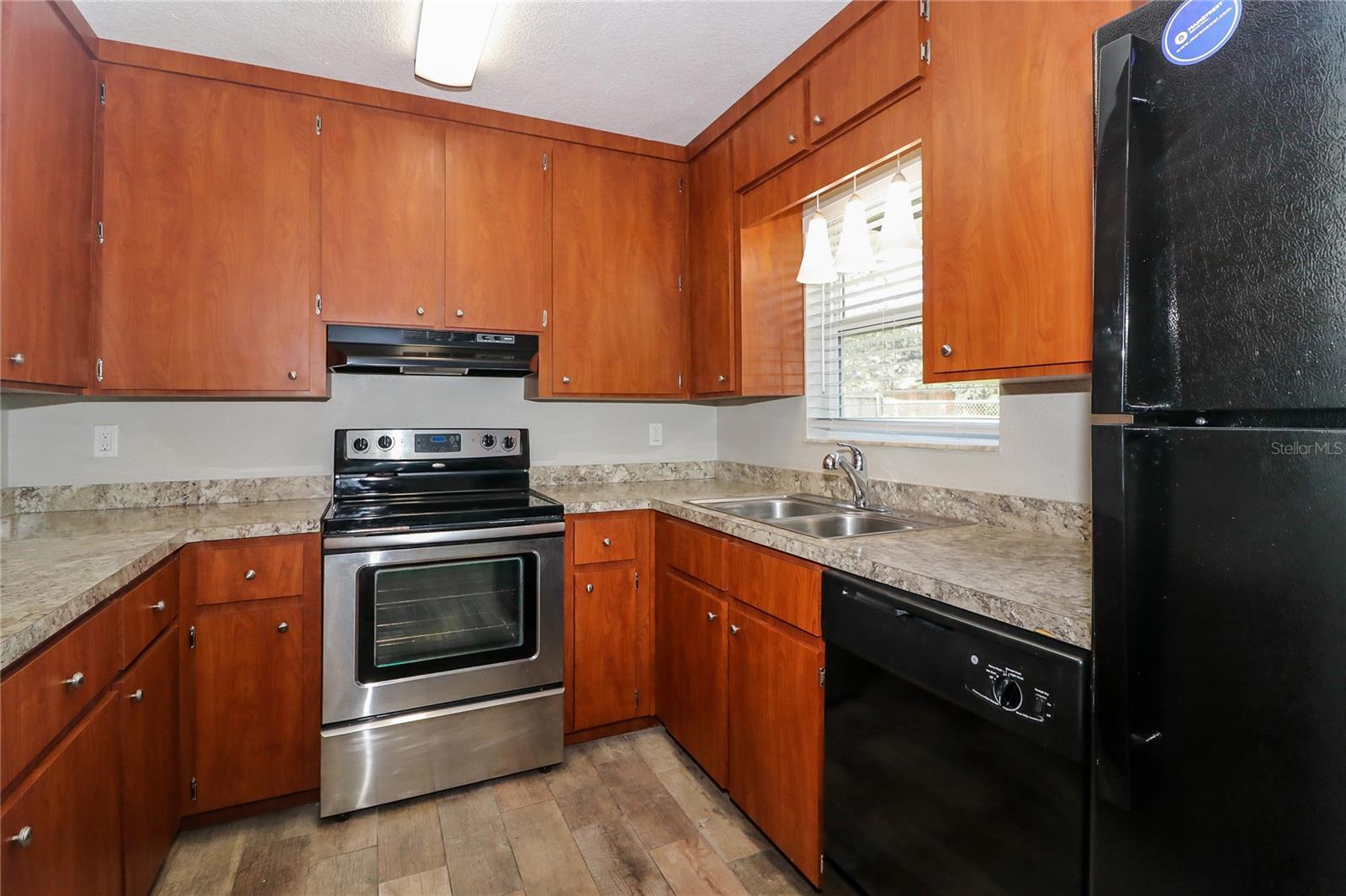 Image 4 of 16 For 4835 Toni Avenue