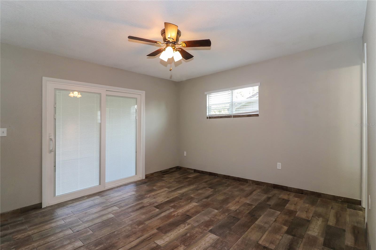 Image 8 of 16 For 4835 Toni Avenue