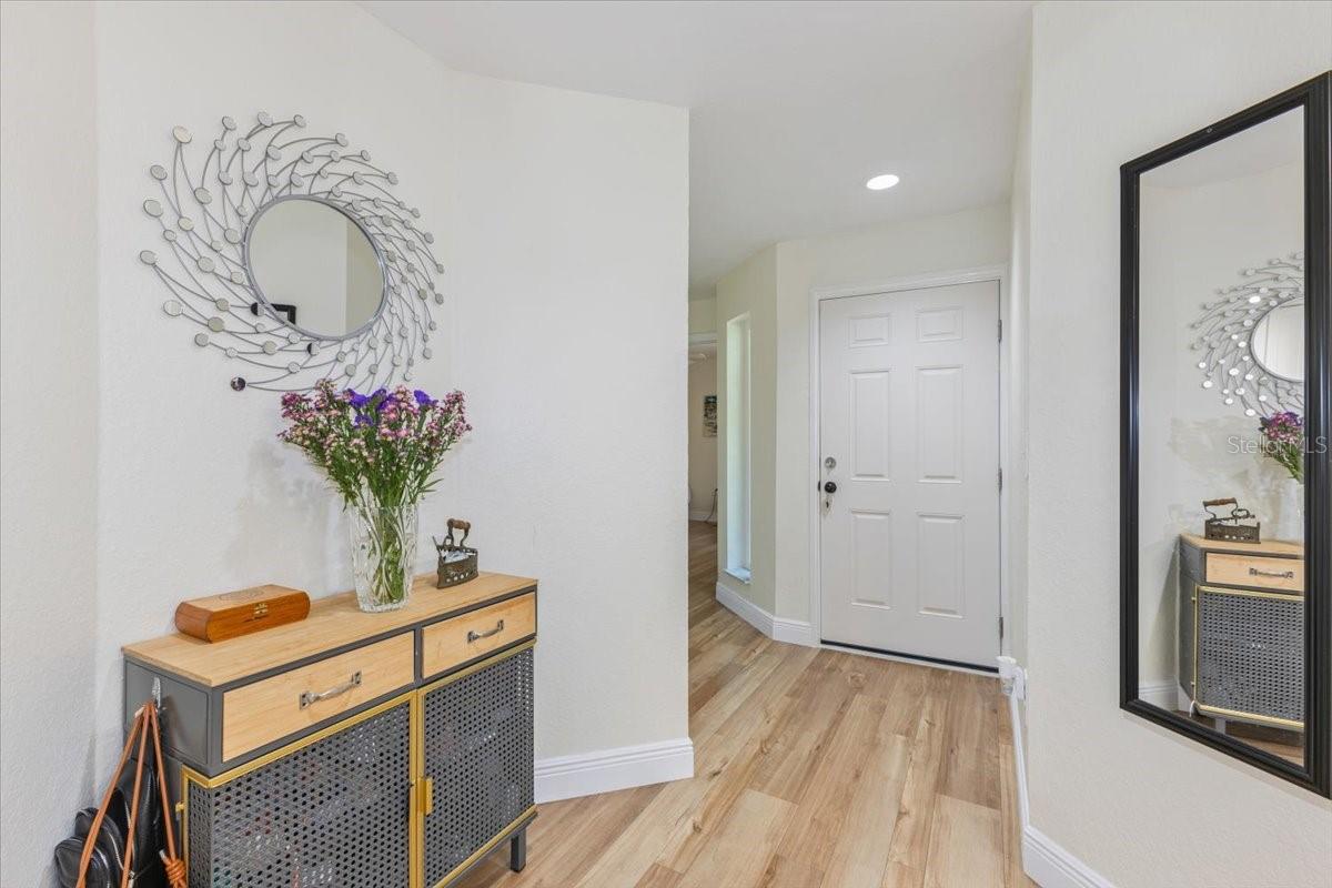 Image 5 of 31 For 7856 Sugar Bend Drive 7856