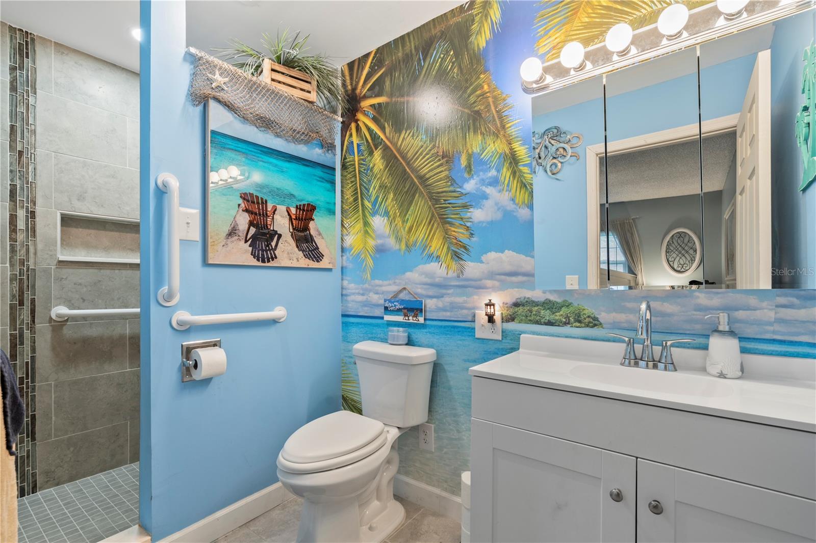 Image 3 of 21 For 141 Hill Avenue 141