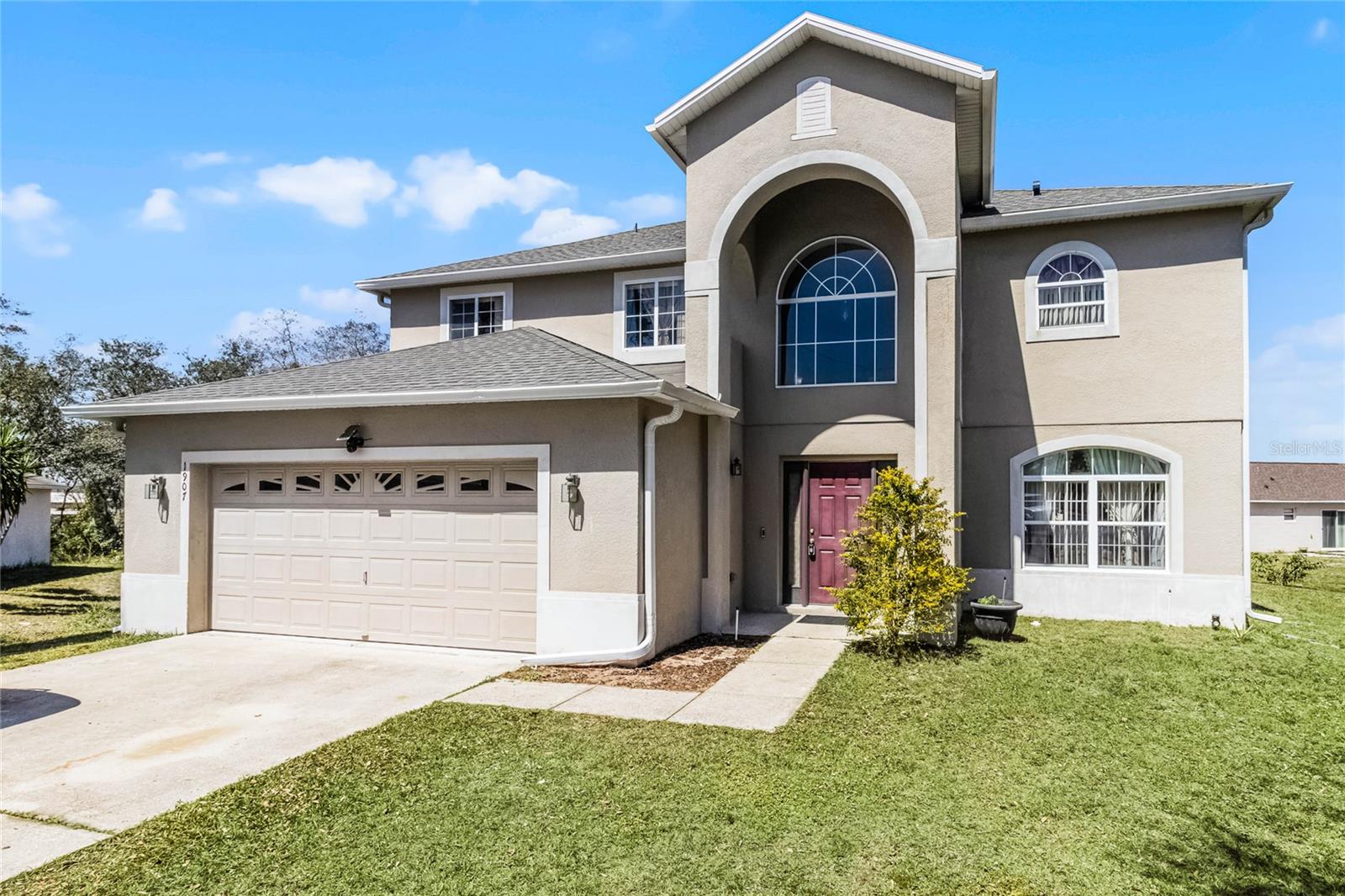 Details for 1907 Lakeview Way, KISSIMMEE, FL 34759