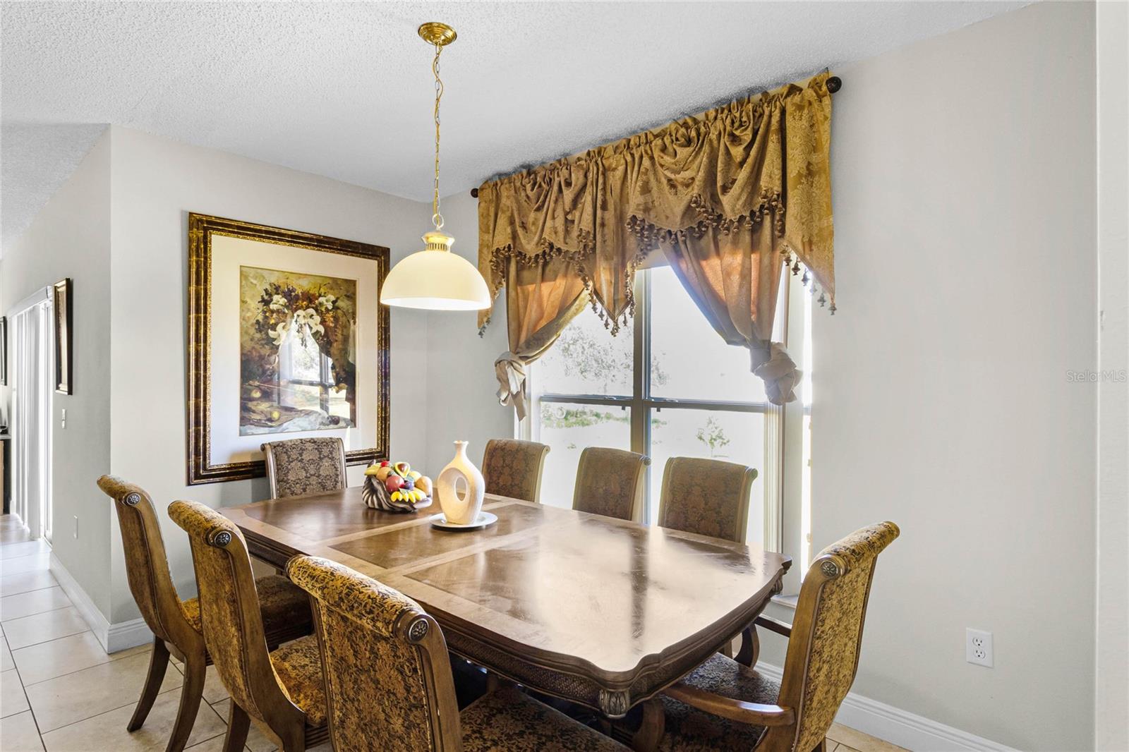 Image 12 of 41 For 1907 Lakeview Way