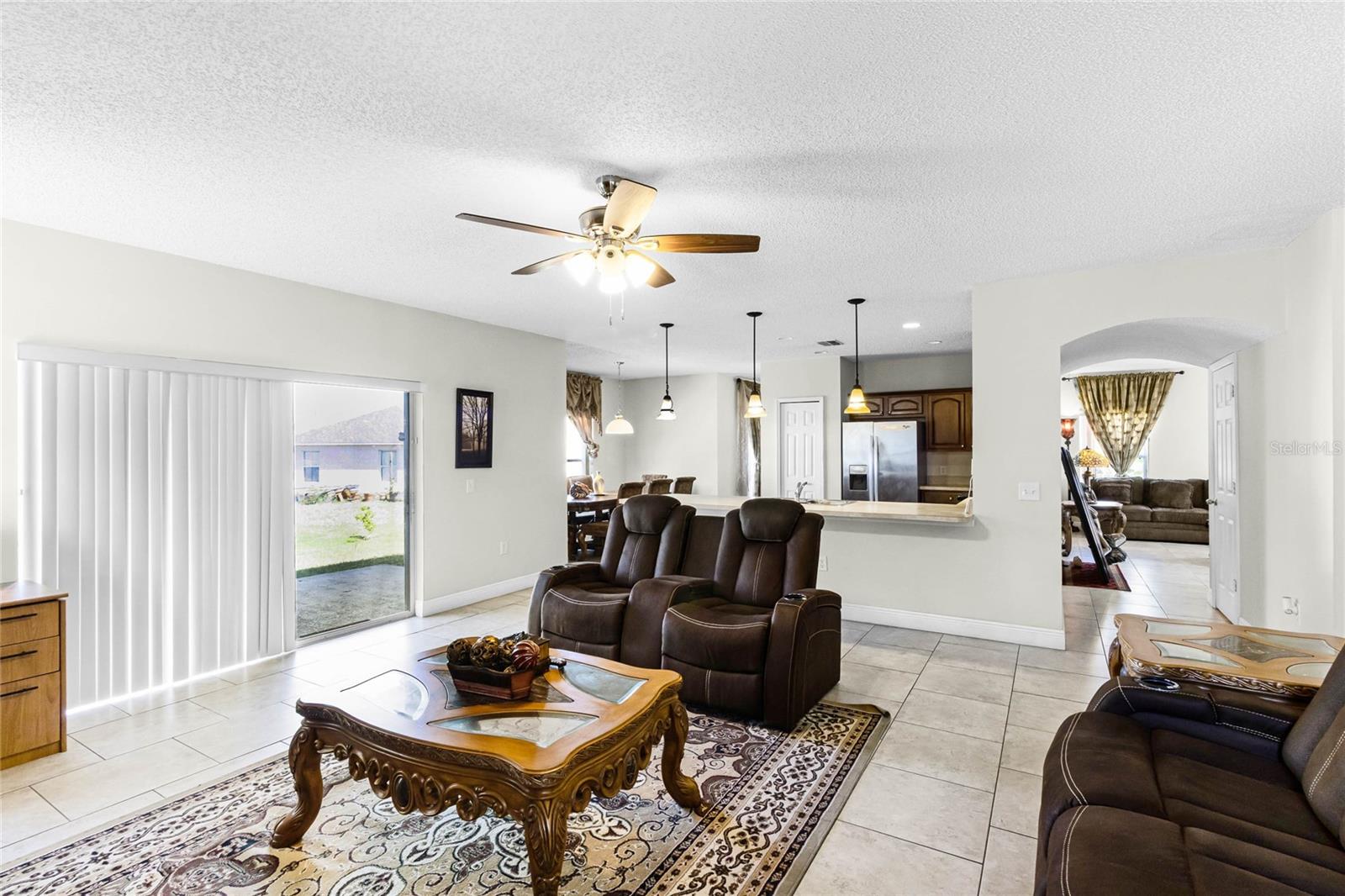 Image 19 of 41 For 1907 Lakeview Way