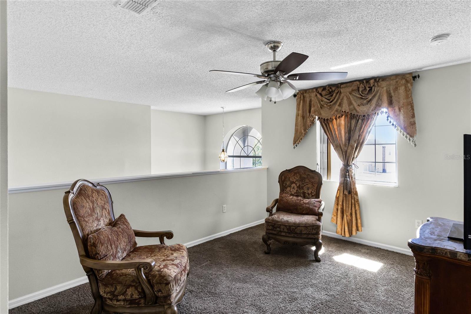 Image 21 of 41 For 1907 Lakeview Way
