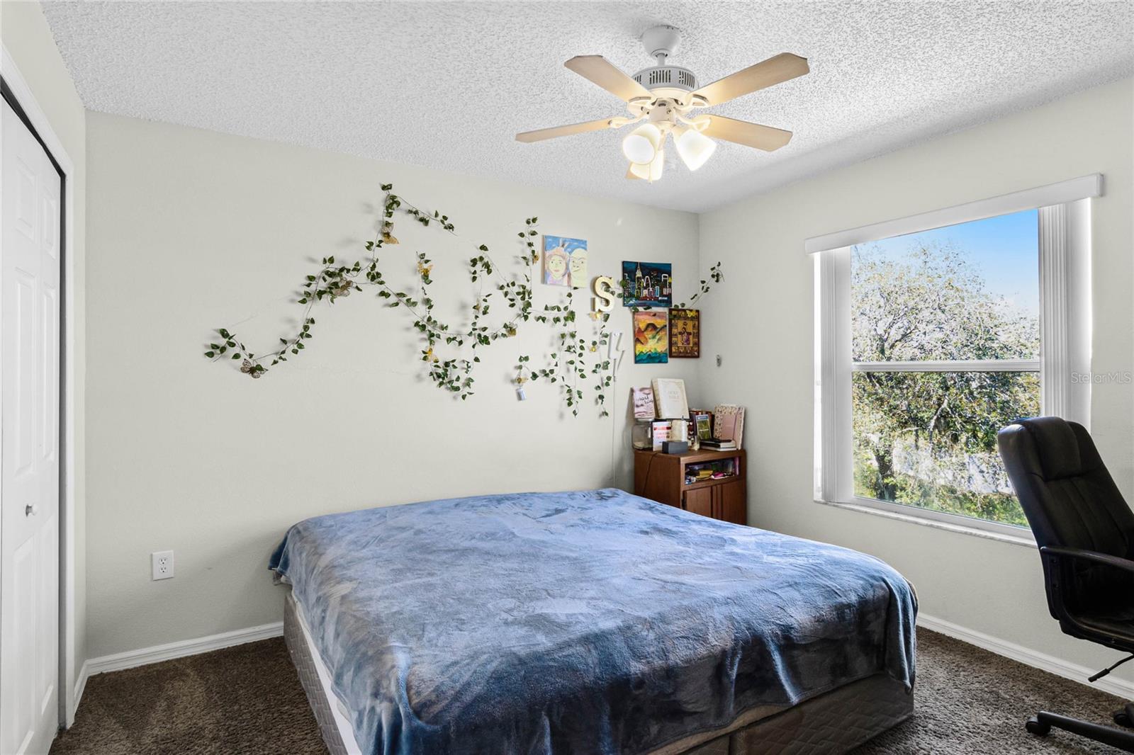 Image 25 of 41 For 1907 Lakeview Way