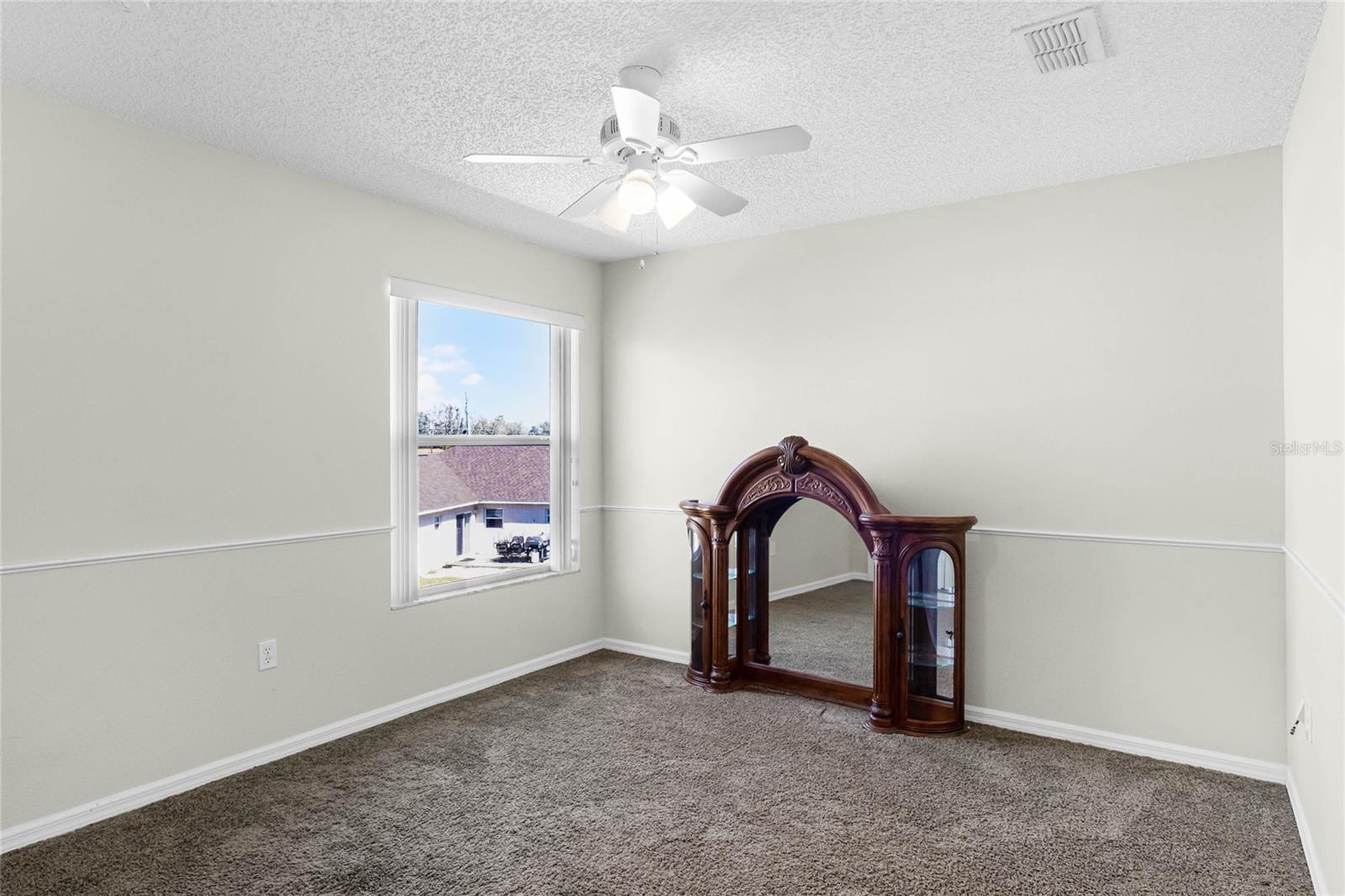 Image 26 of 41 For 1907 Lakeview Way