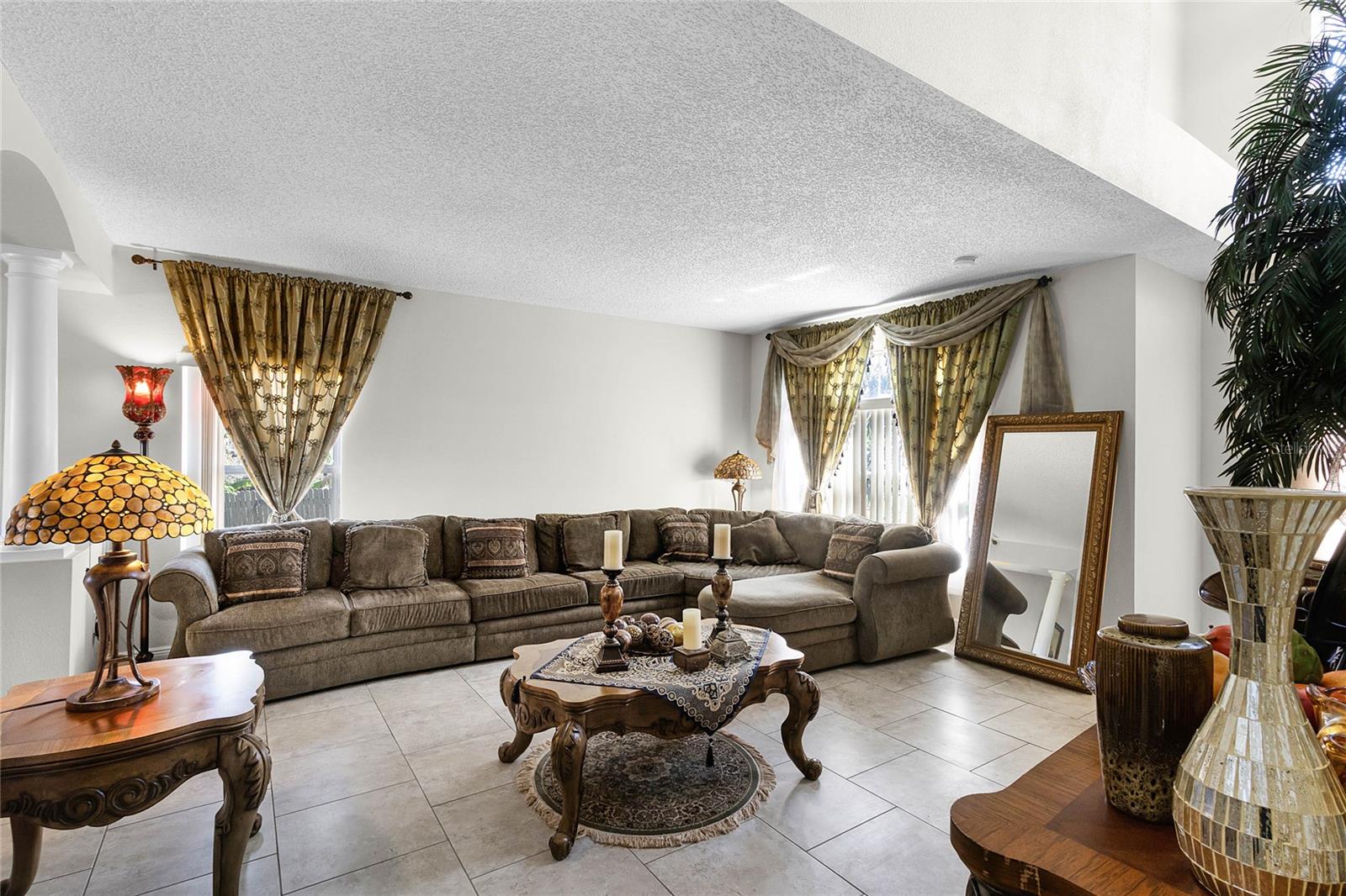 Image 6 of 41 For 1907 Lakeview Way