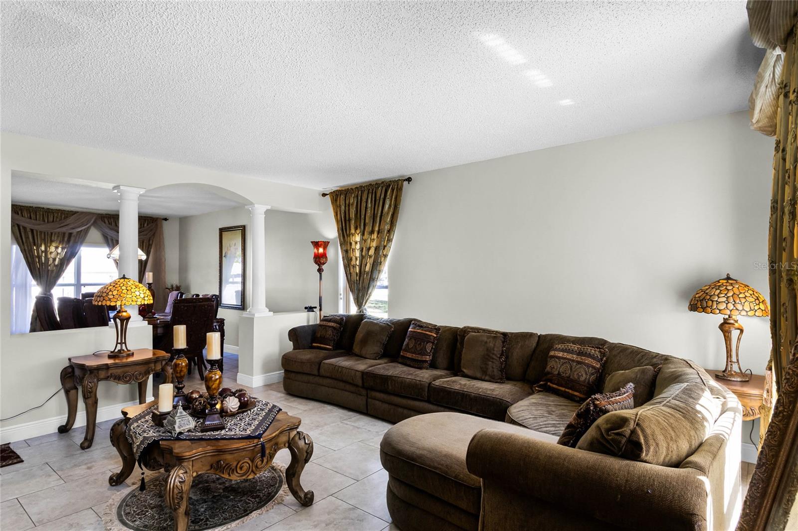 Image 8 of 41 For 1907 Lakeview Way