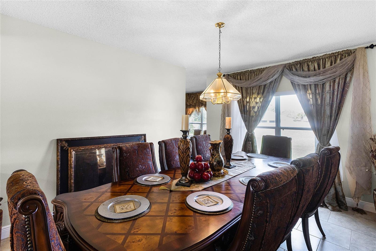 Image 9 of 41 For 1907 Lakeview Way