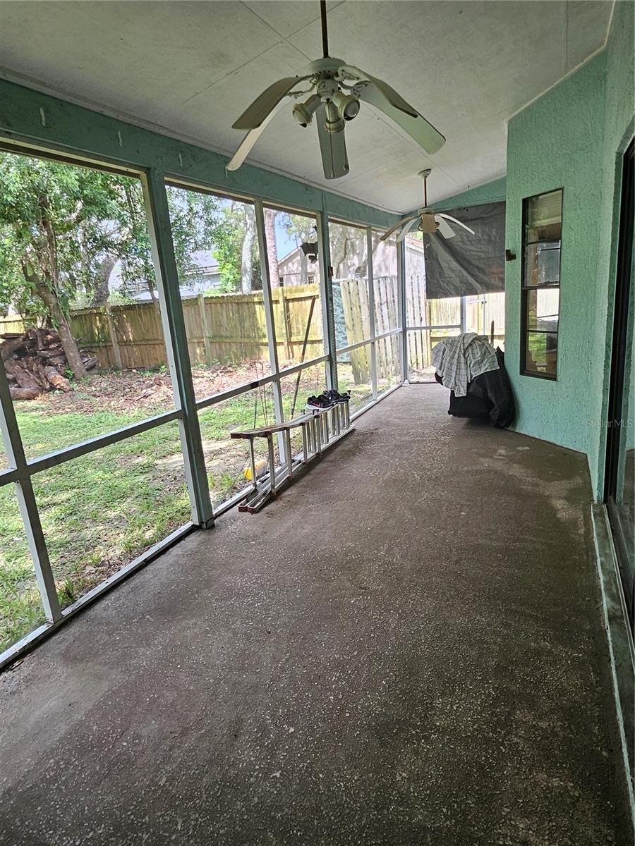 Image 18 of 22 For 1524 Crawford Drive