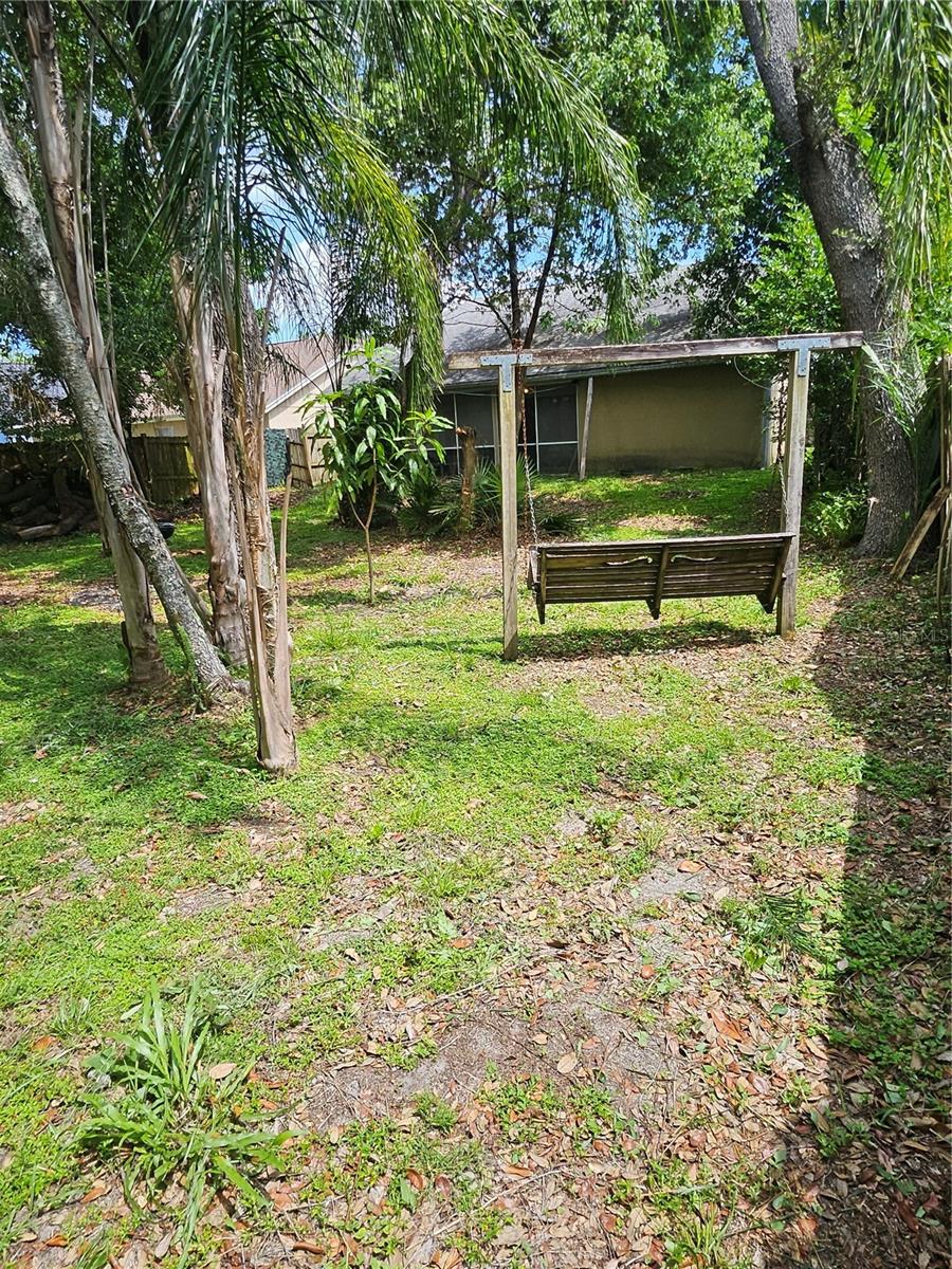Image 20 of 22 For 1524 Crawford Drive