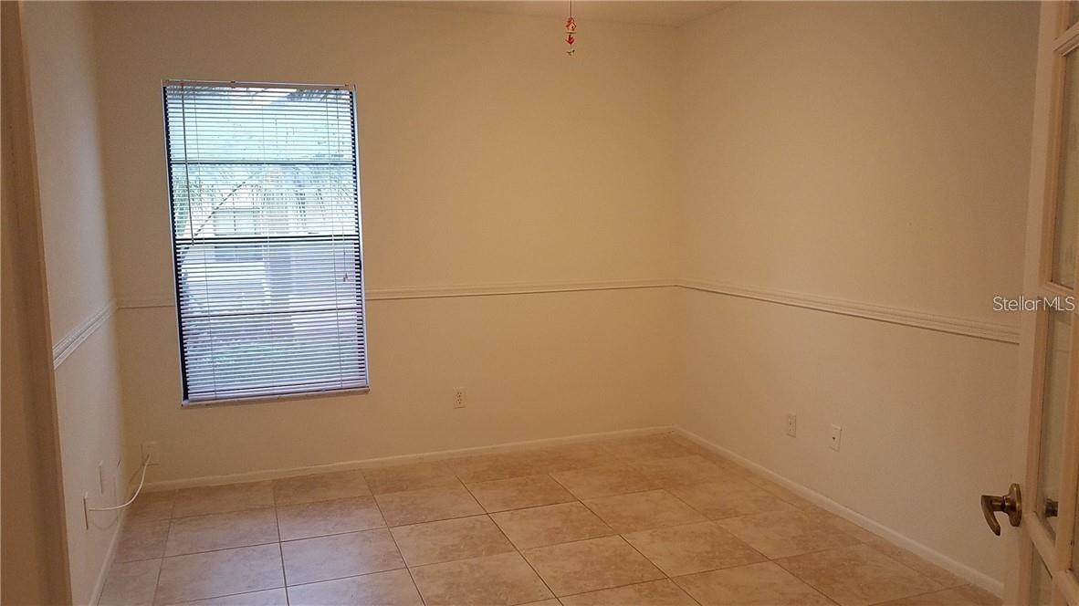 Image 4 of 22 For 1524 Crawford Drive