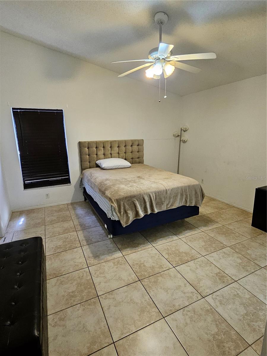 Image 9 of 22 For 1524 Crawford Drive