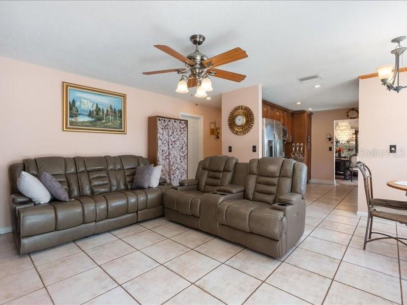 Image 12 of 34 For 961 98th Avenue