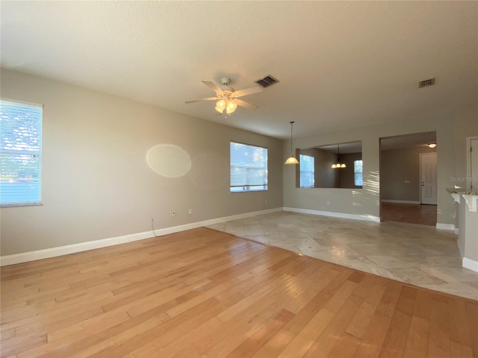 Image 9 of 23 For 10060 Stratford Pointe Avenue