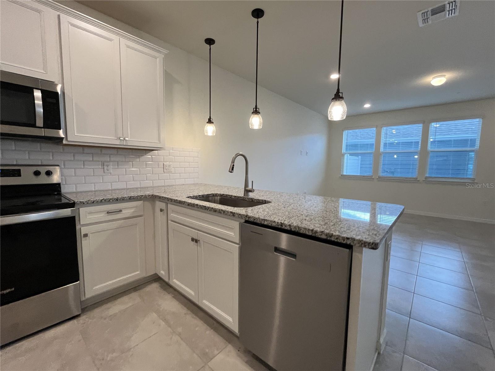 Image 10 of 28 For 14261 Sapelo Beach Drive