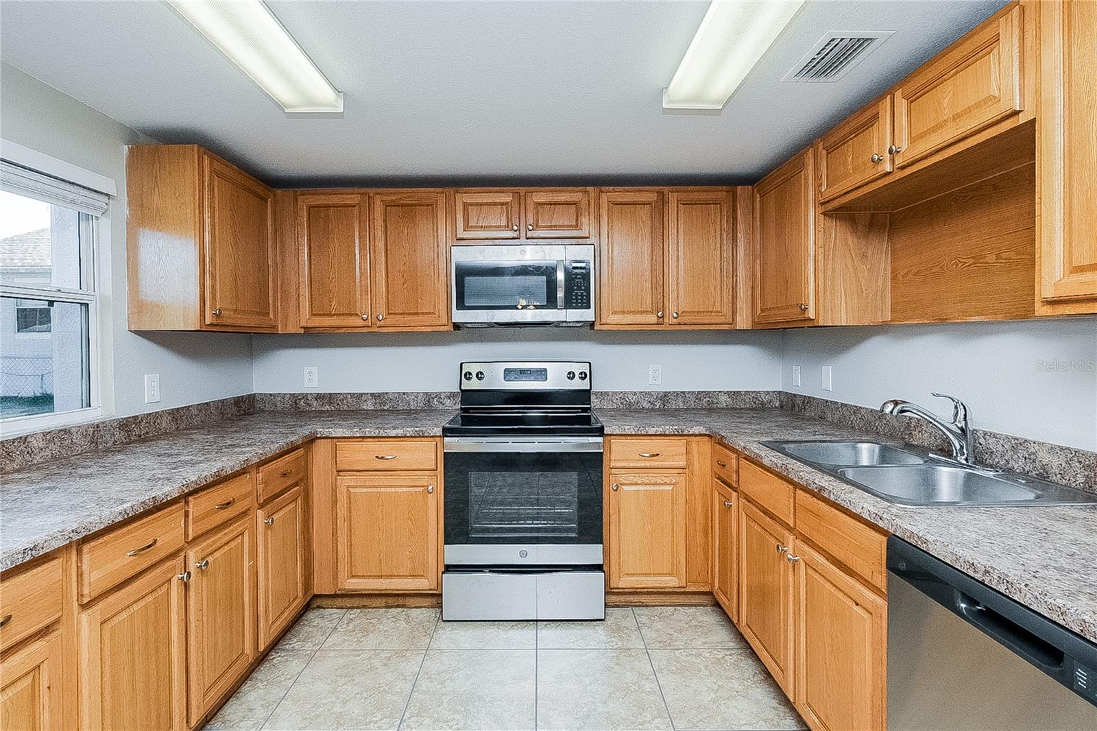 Image 6 of 17 For 1405 Lake Shipp Drive Sw