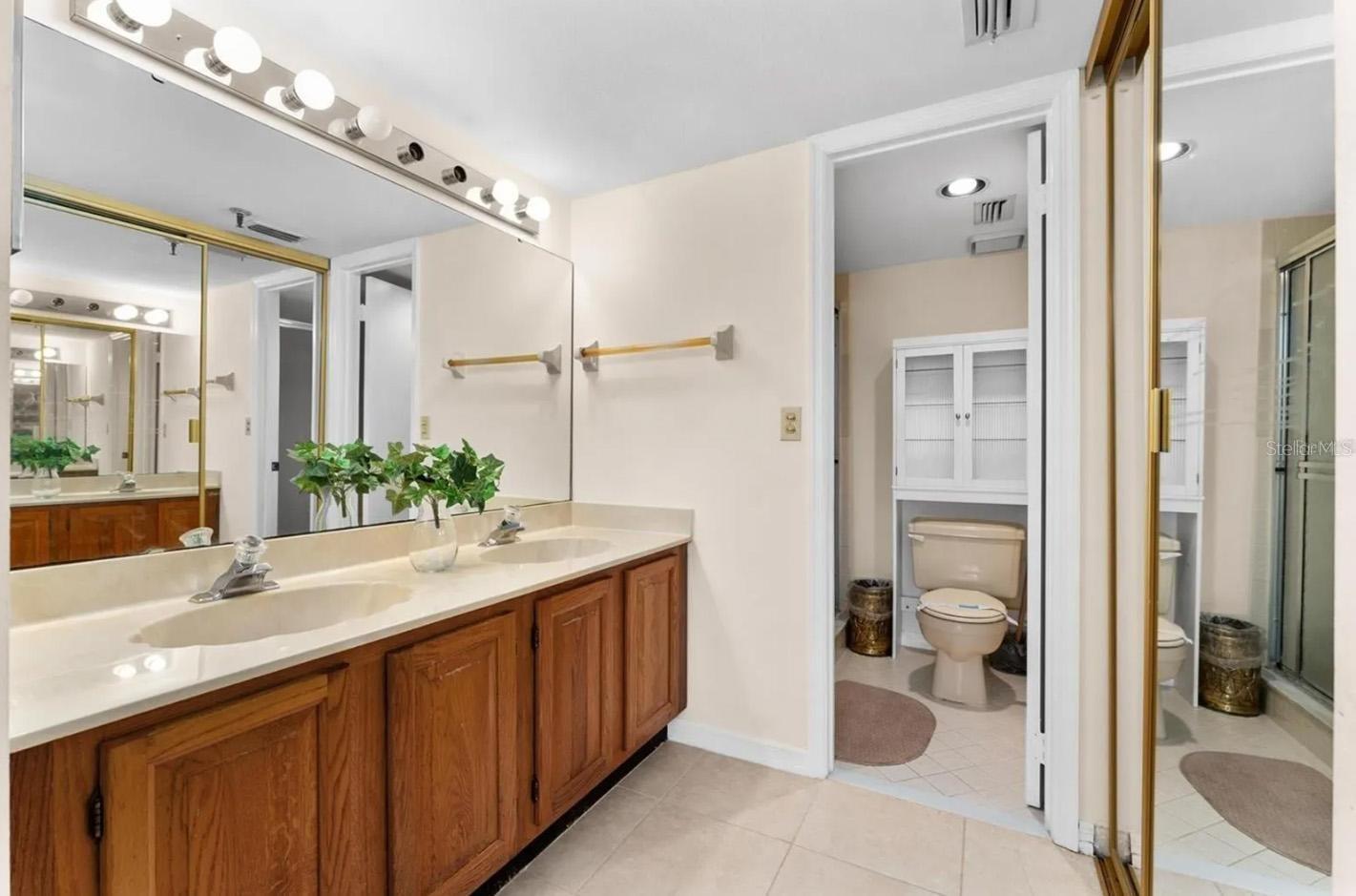 Image 8 of 30 For 1162 Carmel Circle  440