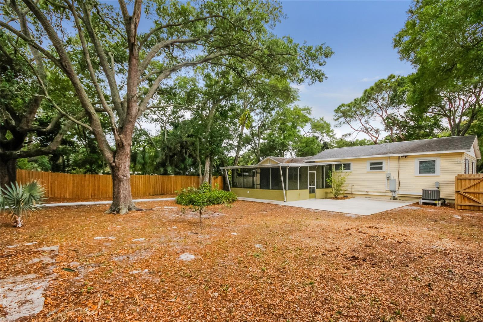 Image 15 of 16 For 7312 6th Avenue N