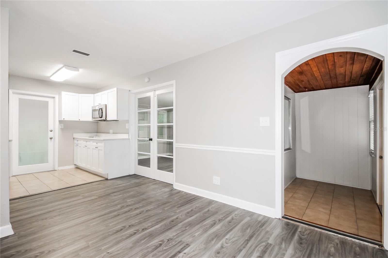 Image 4 of 16 For 7312 6th Avenue N