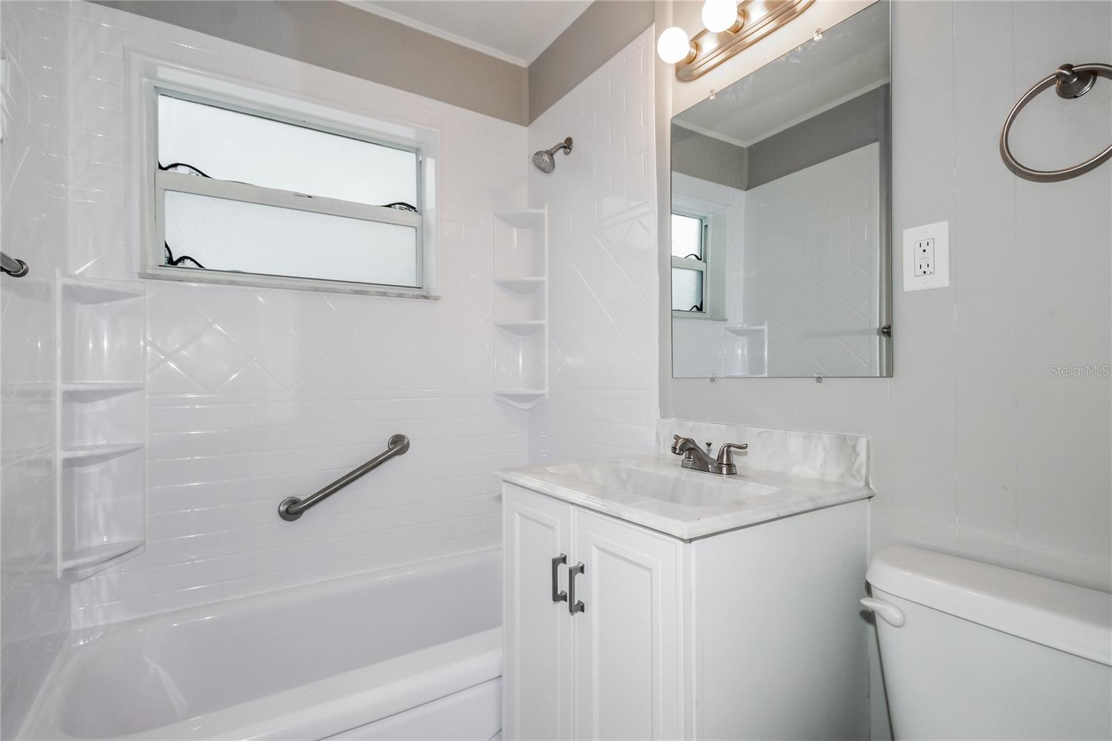 Image 9 of 16 For 7312 6th Avenue N