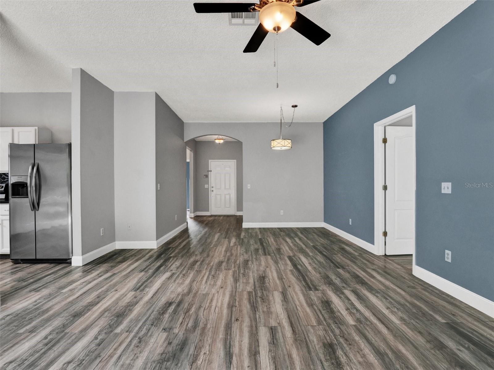 Image 7 of 31 For 1712 Riveredge Road