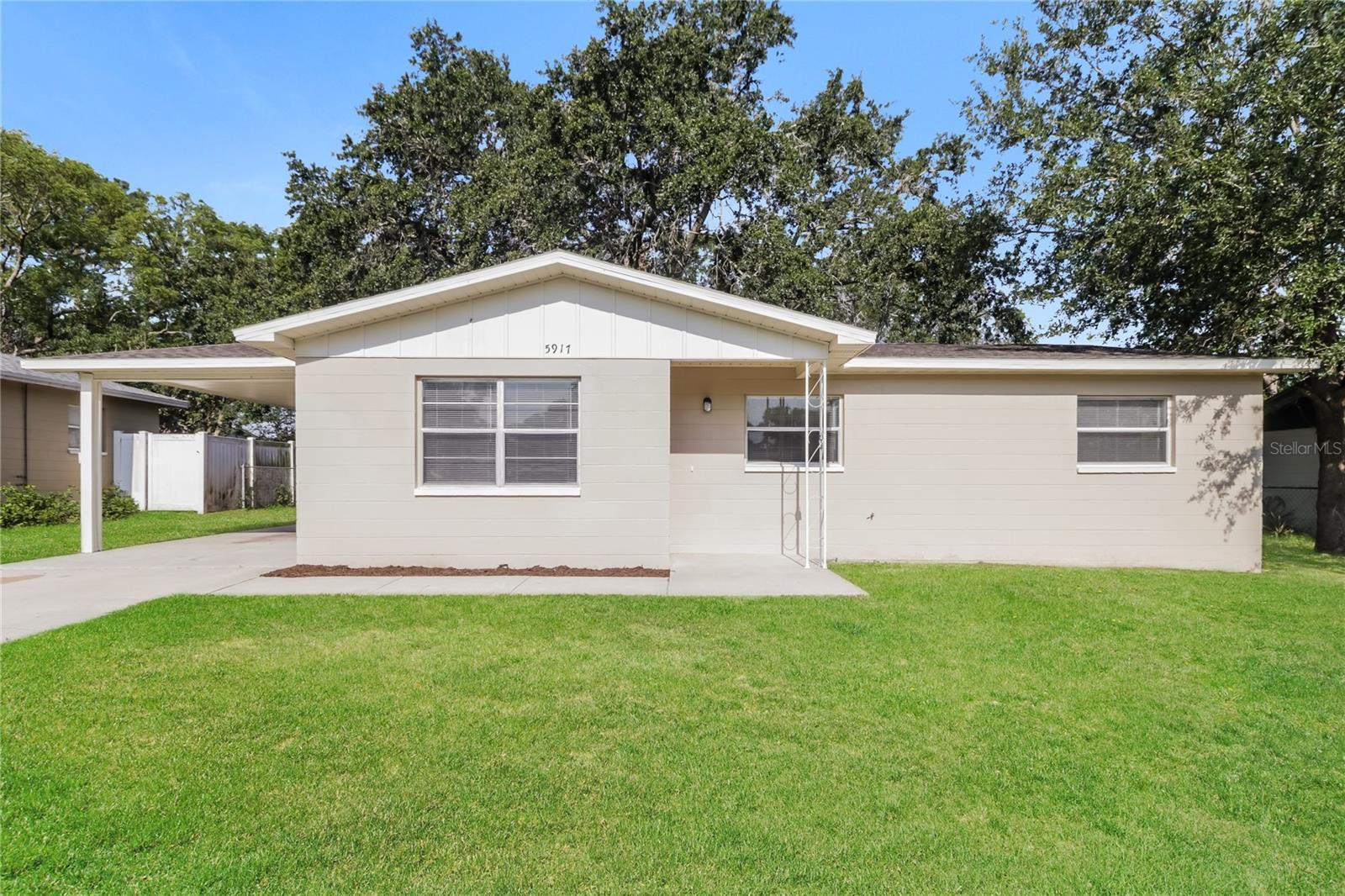 Details for 5917 April Street E, LAKELAND, FL 33812