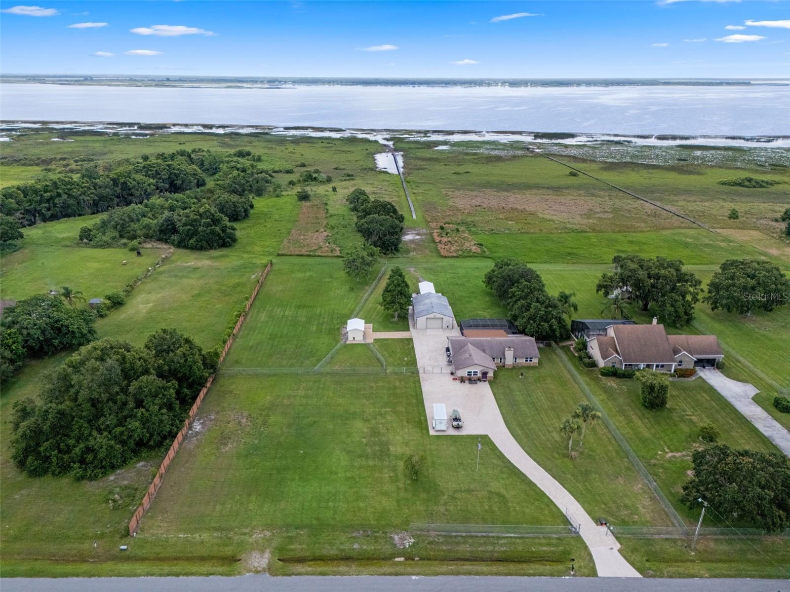 Image 14 of 17 For Lake Tohopekaliga Boulevard
