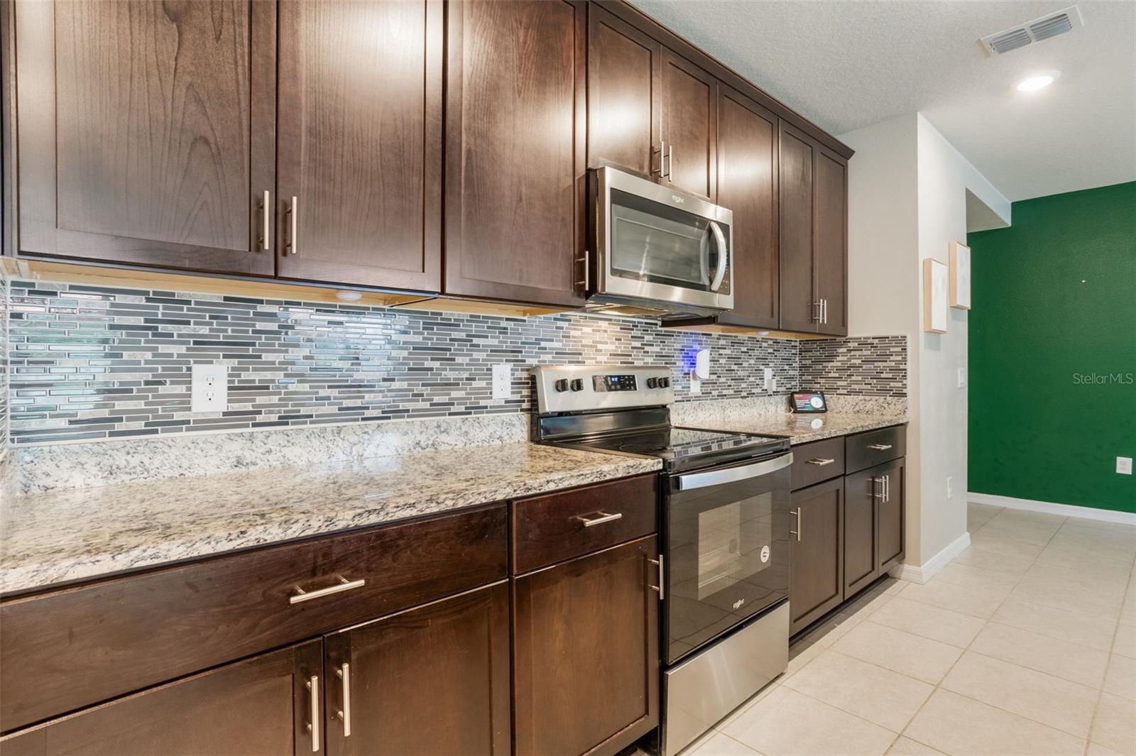 Image 12 of 26 For 840 Teton Street