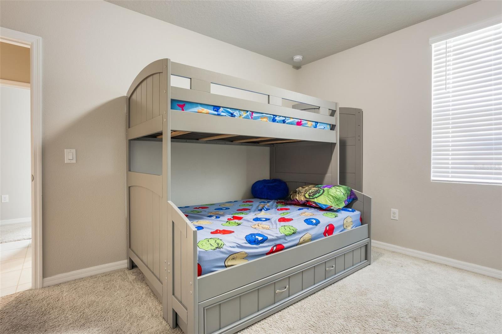 Image 18 of 26 For 840 Teton Street