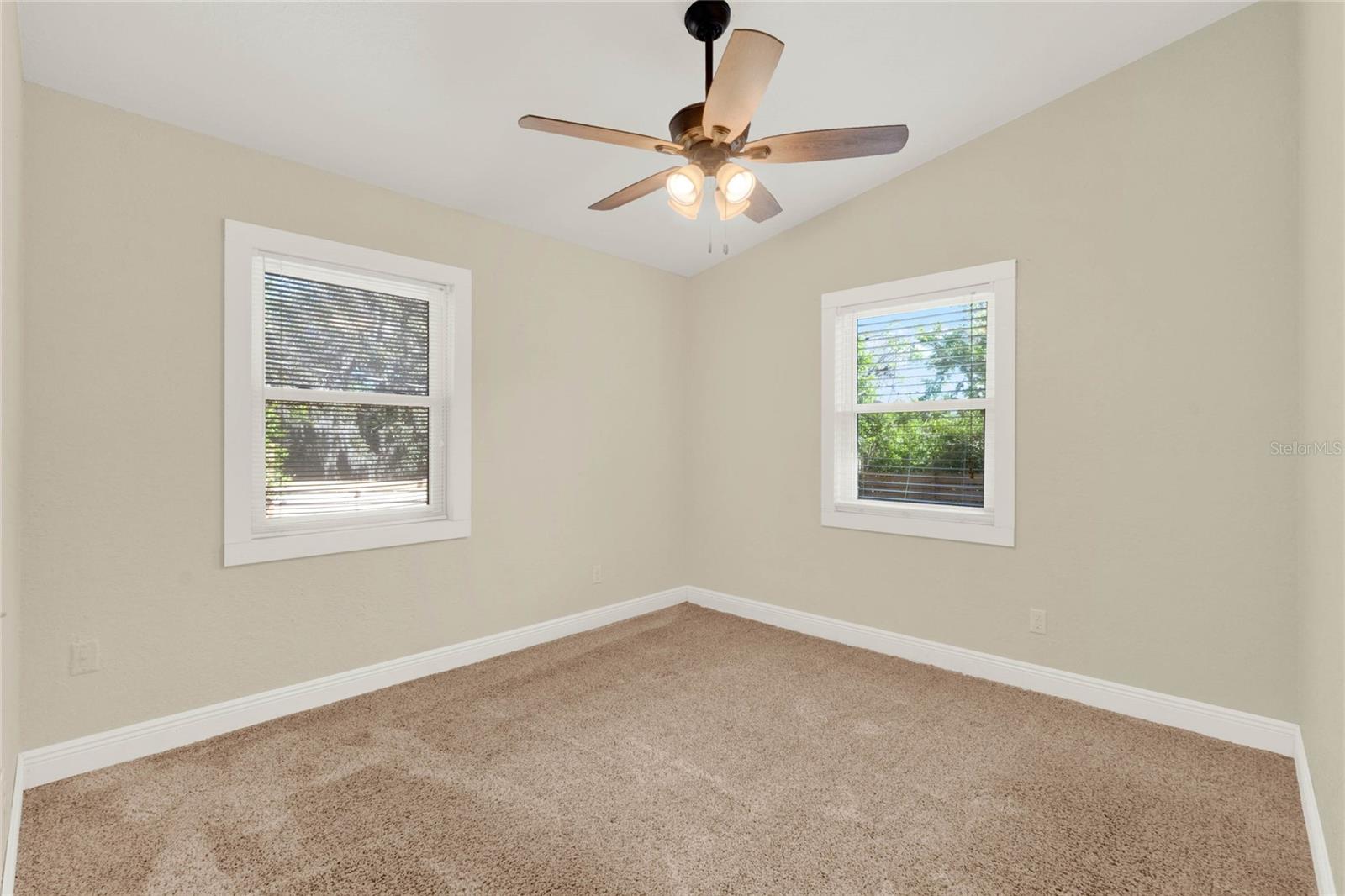 Image 13 of 25 For 1179 Seminole Street