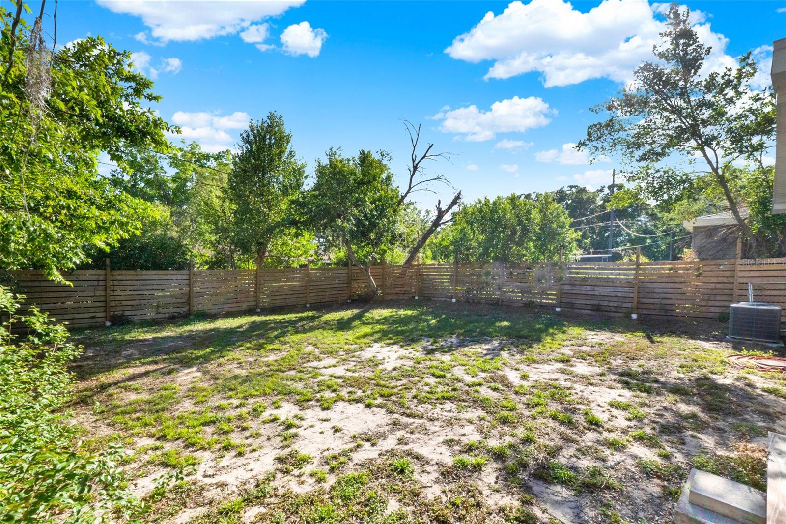 Image 21 of 25 For 1179 Seminole Street