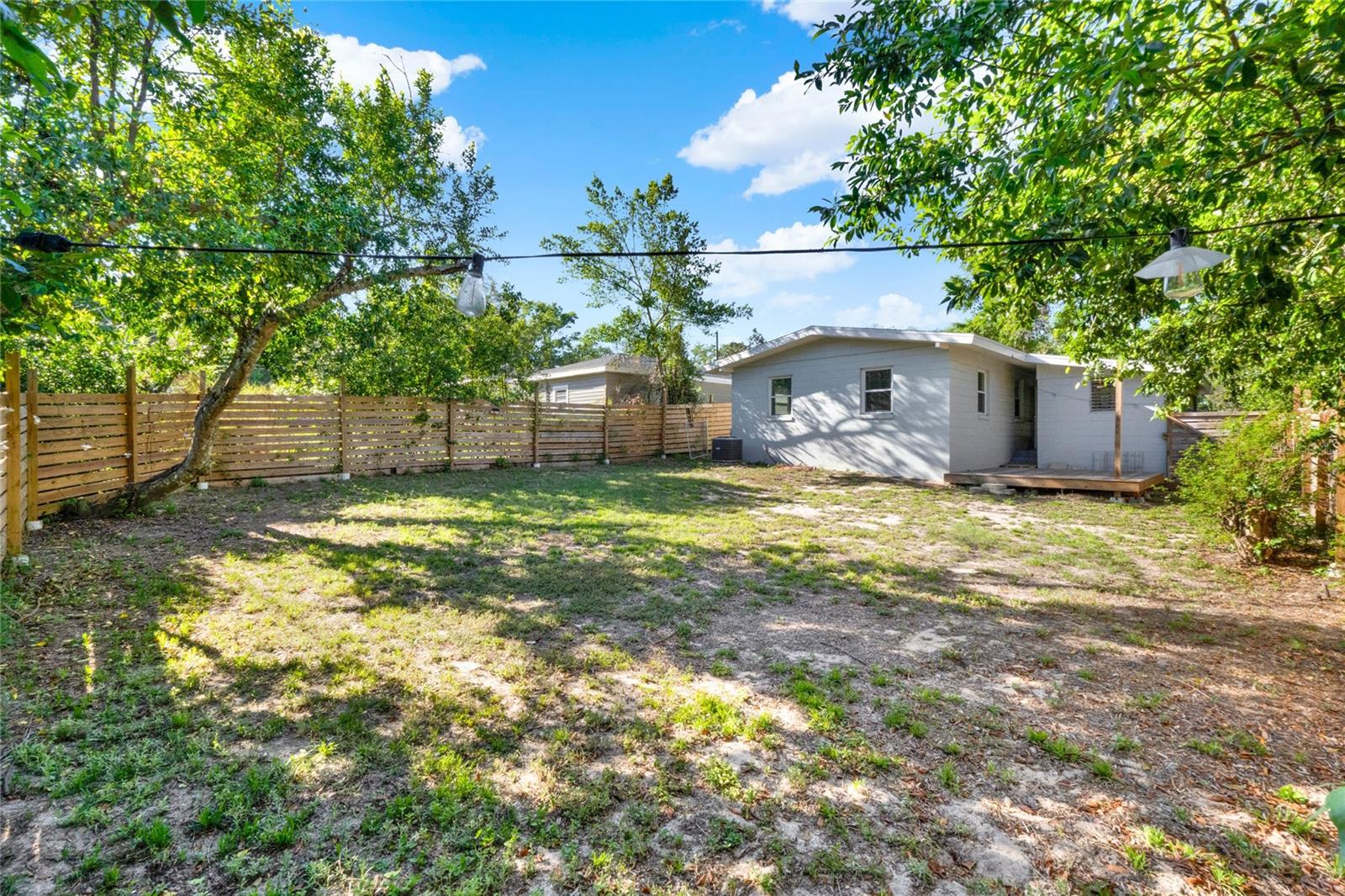 Image 22 of 25 For 1179 Seminole Street