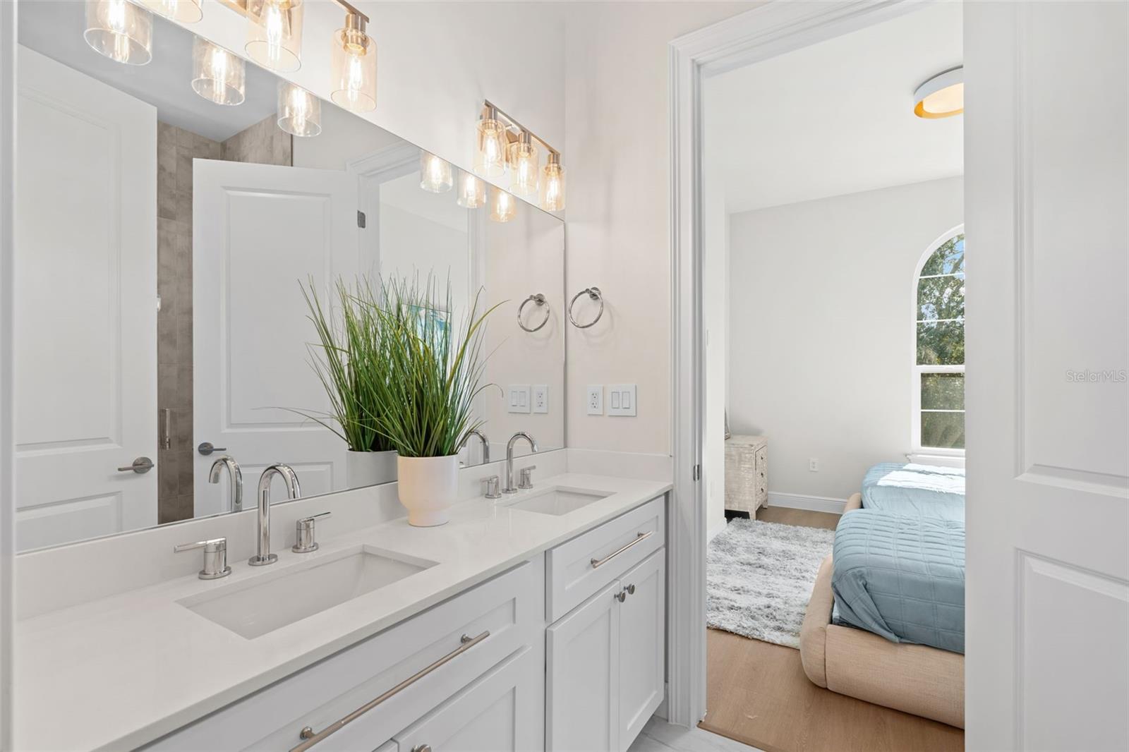 Image 35 of 53 For 1473 Berkshire Avenue