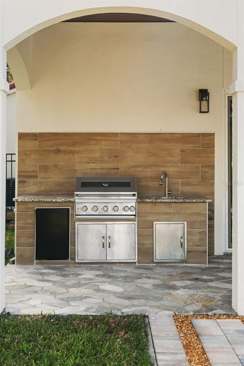 Image 47 of 53 For 1473 Berkshire Avenue