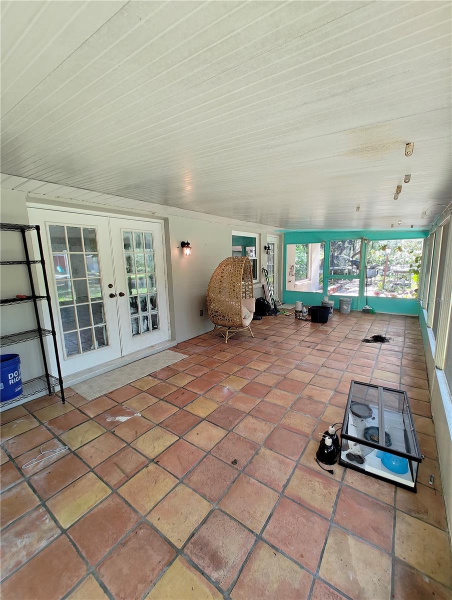 Image 34 of 39 For 32645 Red Oak Drive