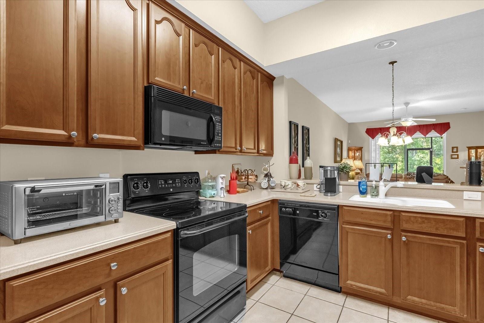 Image 10 of 31 For 9440 Myrtle Creek Lane 1003