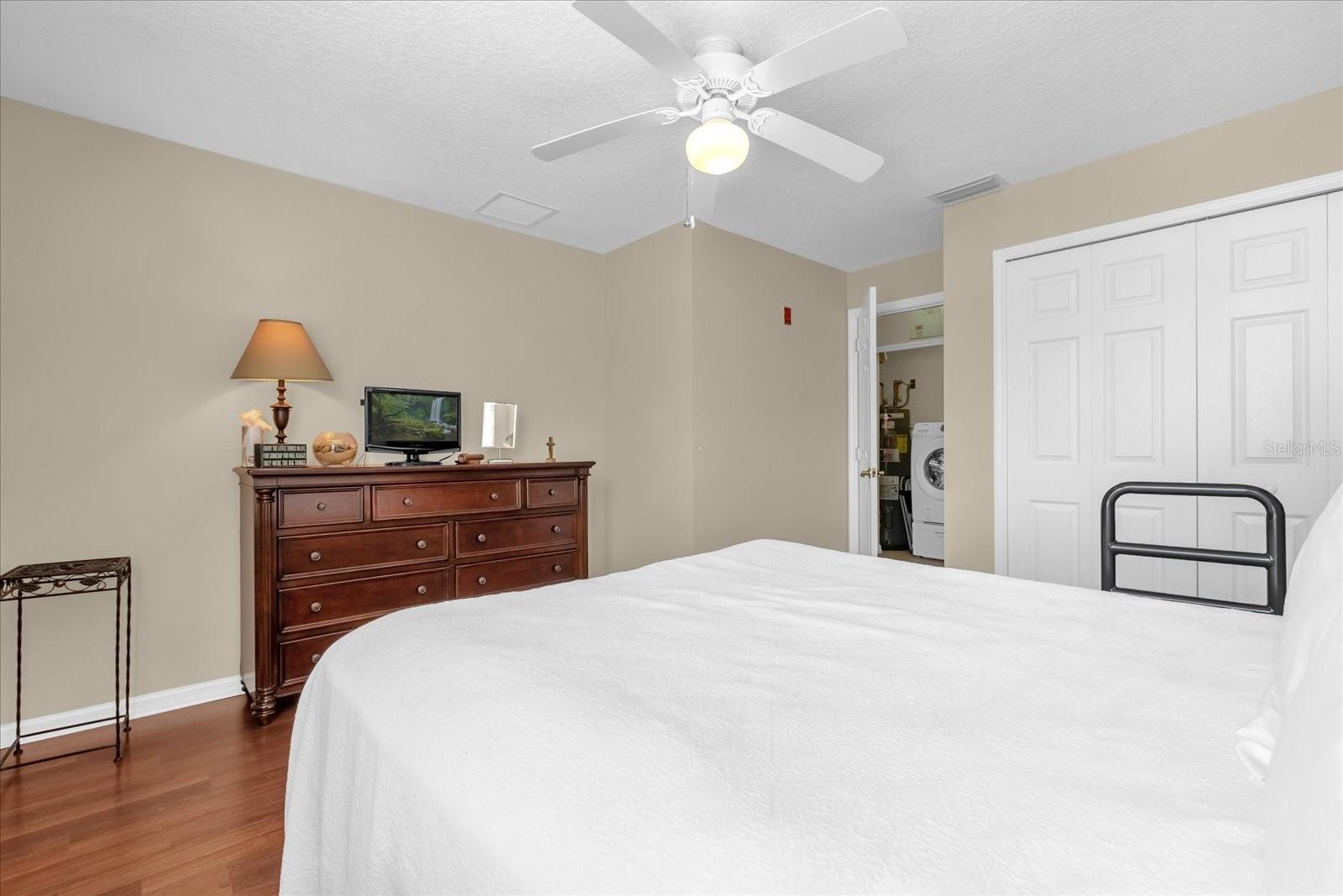 Image 17 of 31 For 9440 Myrtle Creek Lane 1003