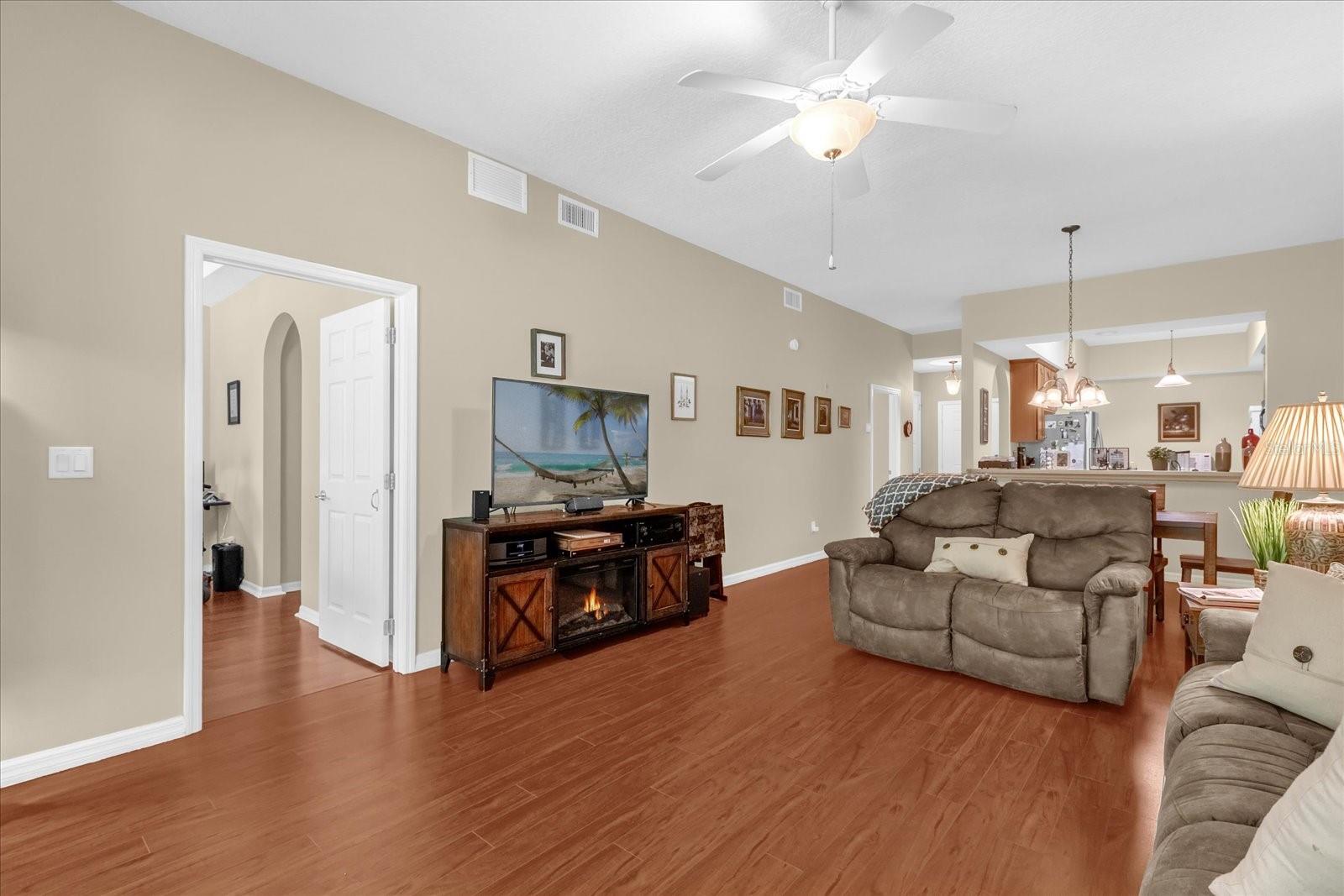 Image 3 of 31 For 9440 Myrtle Creek Lane 1003