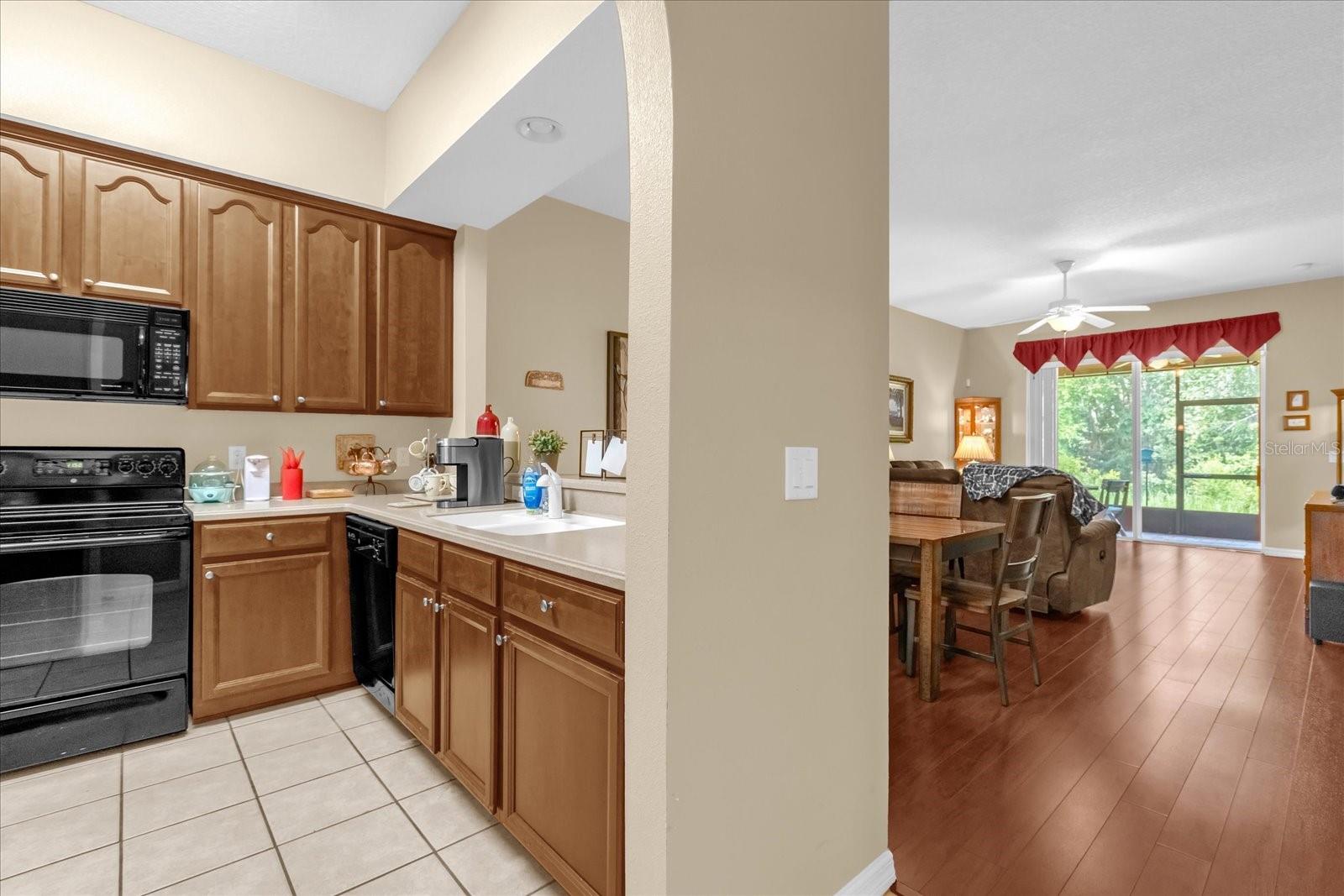 Image 7 of 31 For 9440 Myrtle Creek Lane 1003