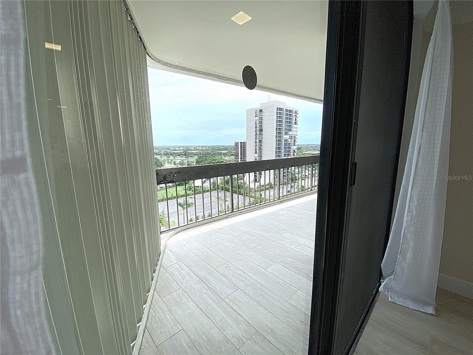 Image 30 of 58 For 2400 Presidential Way 1104