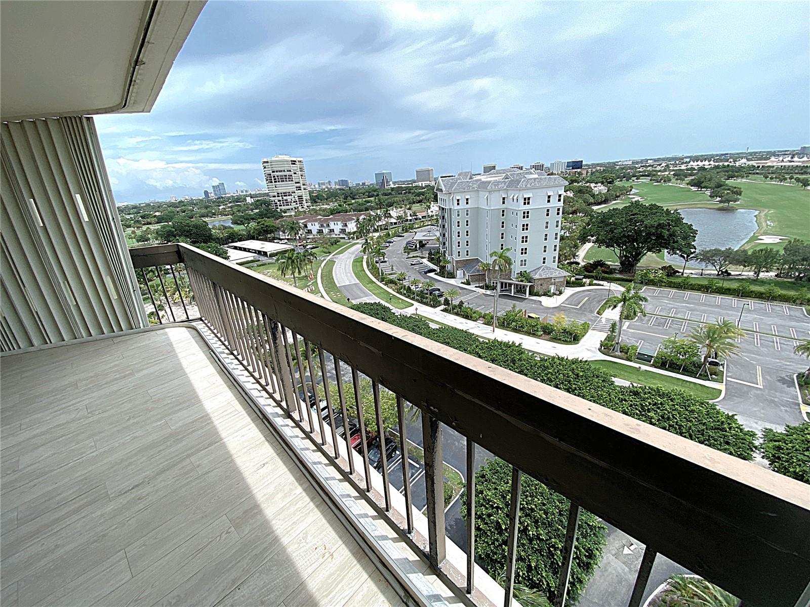 Image 36 of 58 For 2400 Presidential Way 1104